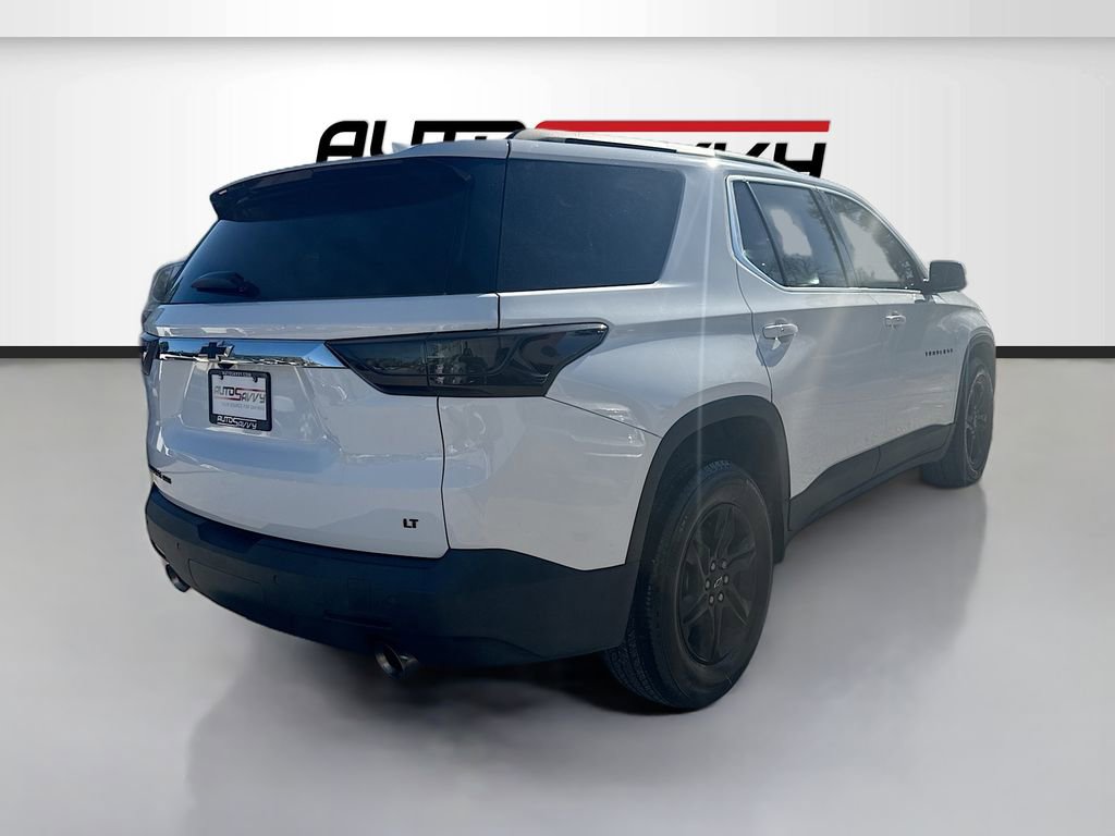 Used 2020 Chevrolet Traverse LT w/ Driver Confidence II Package image 7