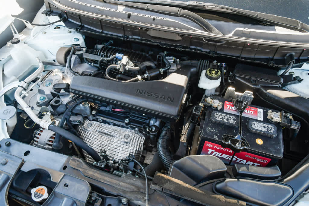 Used 2020 Nissan Rogue SV FWD image 60