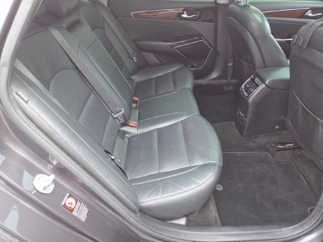 Used 2018 Kia Cadenza Technology FWD image 22