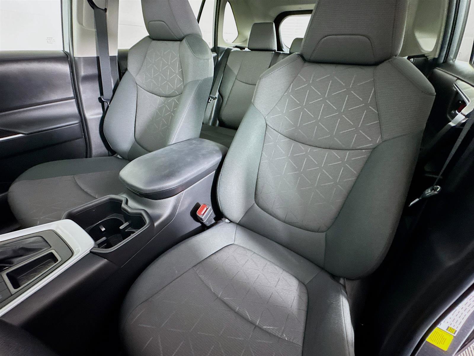 Used 2024 Toyota RAV4 XLE image 12