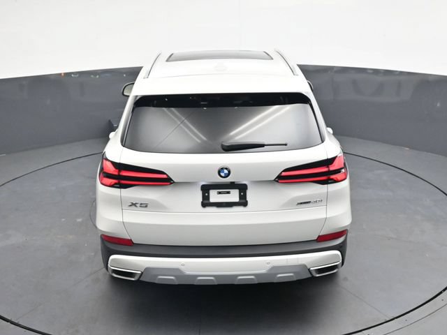 Used 2026 BMW X5 xDrive40i w/ Premium Package AWD/4WD image 25