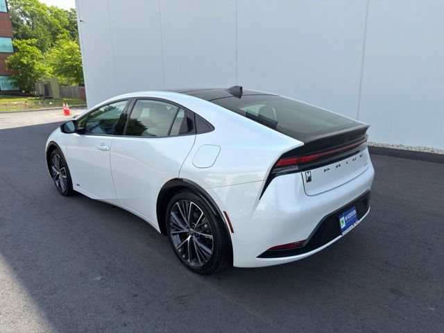 Used 2024 Toyota Prius Limited AWD/4WD image 9