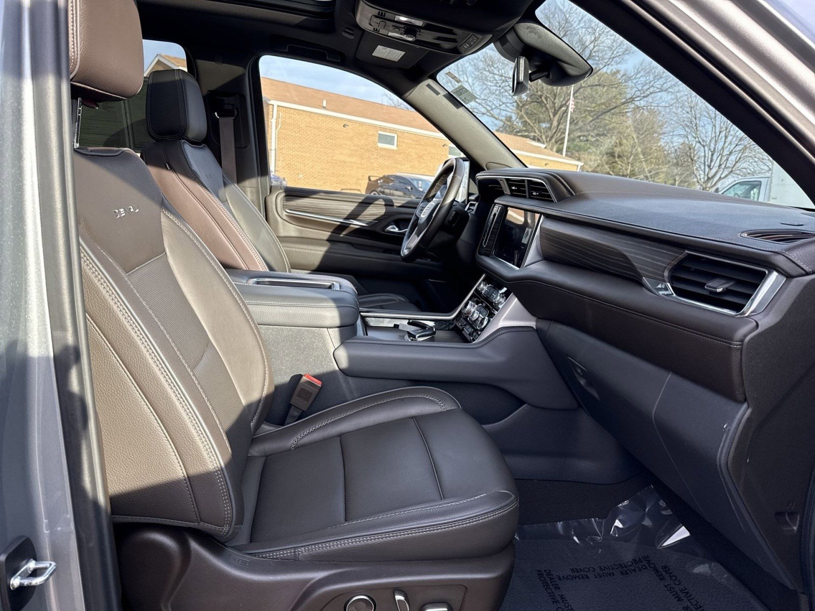 Used 2024 GMC Yukon Denali w/ Max Trailering Package image 27