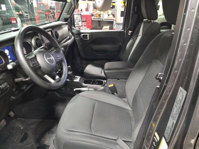 Used 2022 Jeep Gladiator Sport AWD/4WD image 14