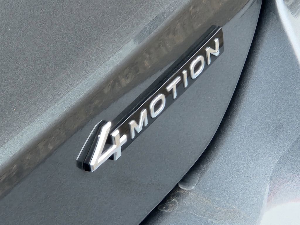 Certified 2023 Volkswagen Taos S image 12