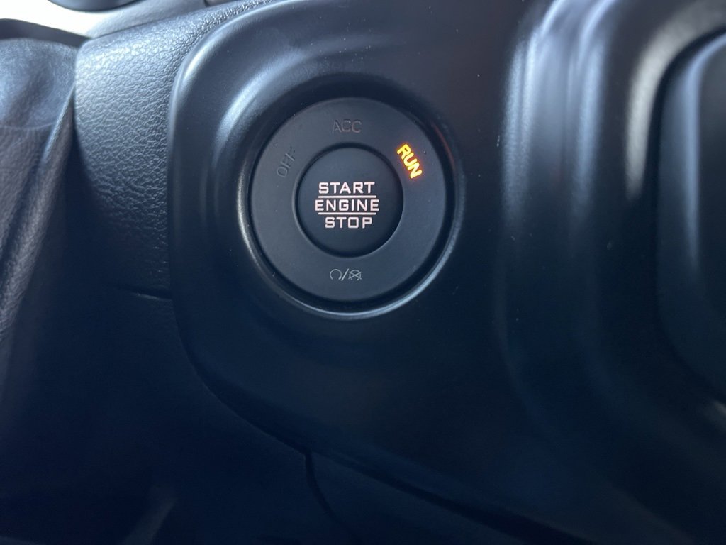 Used 2021 Jeep Wrangler Sport image 14