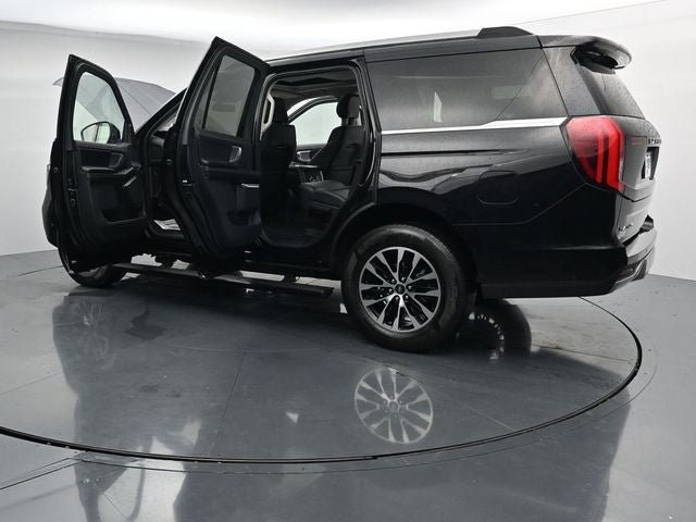 Used 2025 Ford Expedition Platinum AWD/4WD image 43
