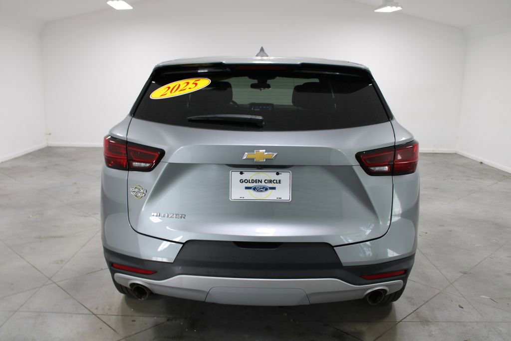 Used 2025 Chevrolet Blazer LT image 8