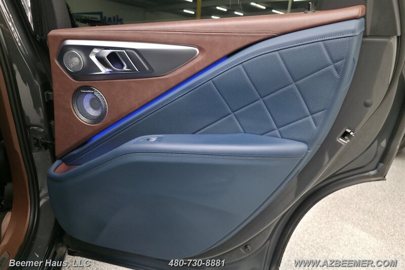 Used 2023 BMW XM AWD/4WD image 10
