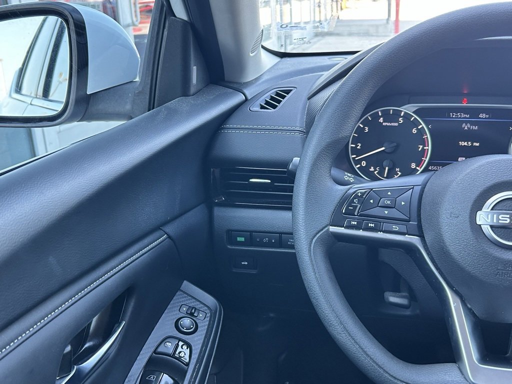 Certified 2024 Nissan Sentra SV image 14