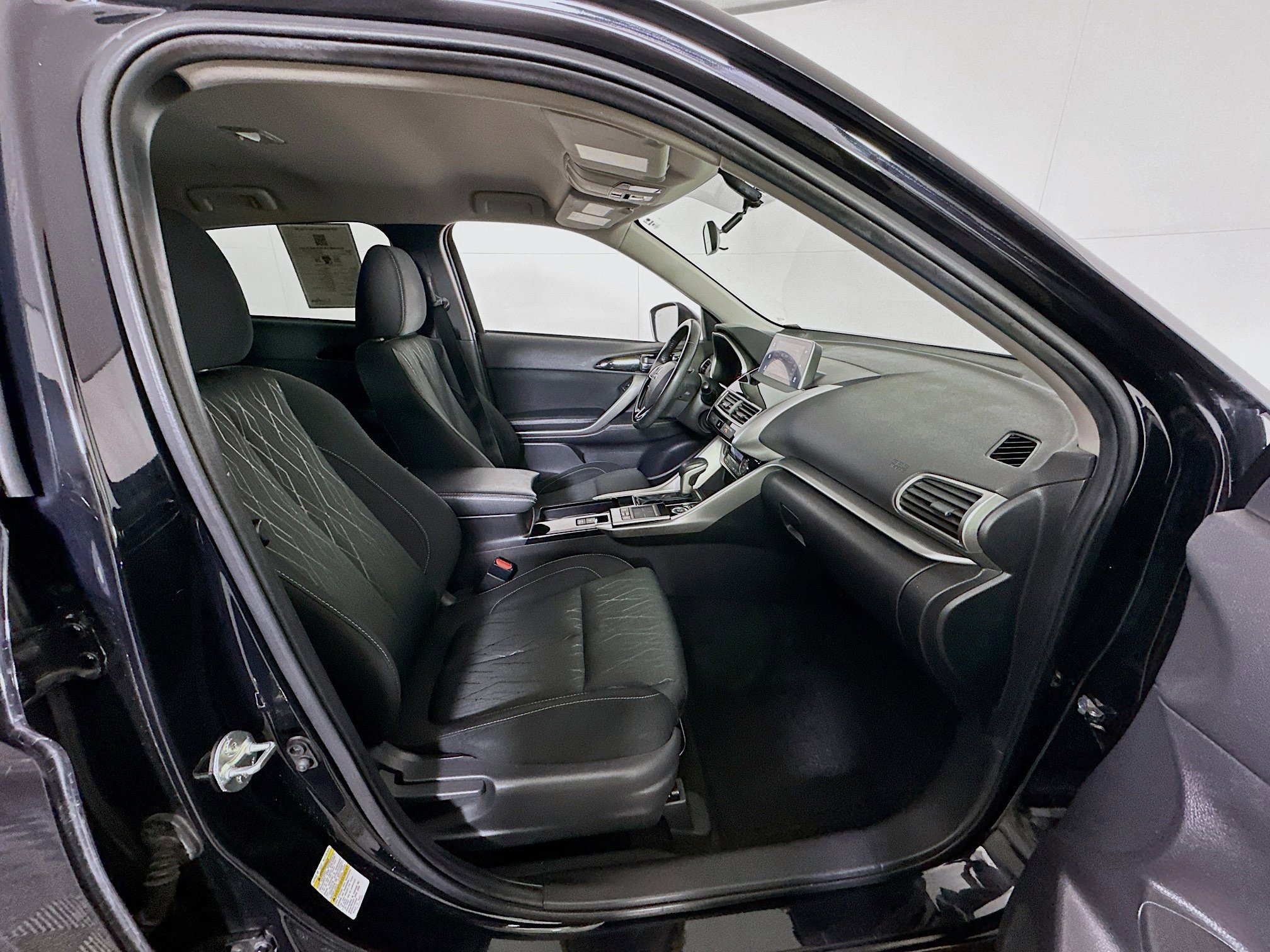 Used 2019 Mitsubishi Eclipse Cross SE image 31