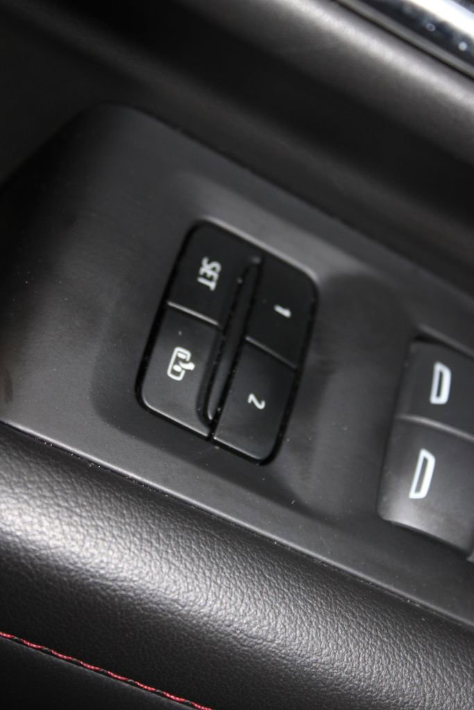 Used 2024 Chevrolet Suburban RST image 44