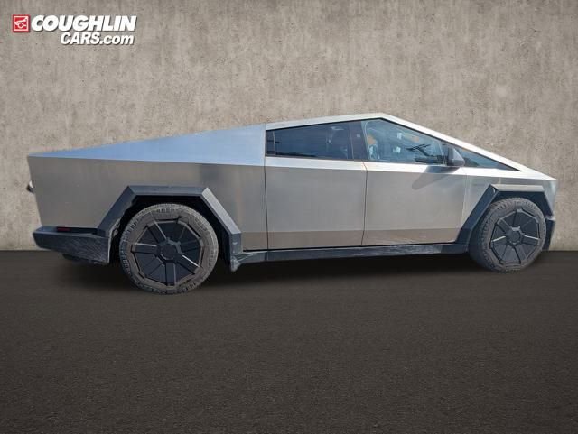 Used 2024 Tesla Cybertruck Cyberbeast image 9