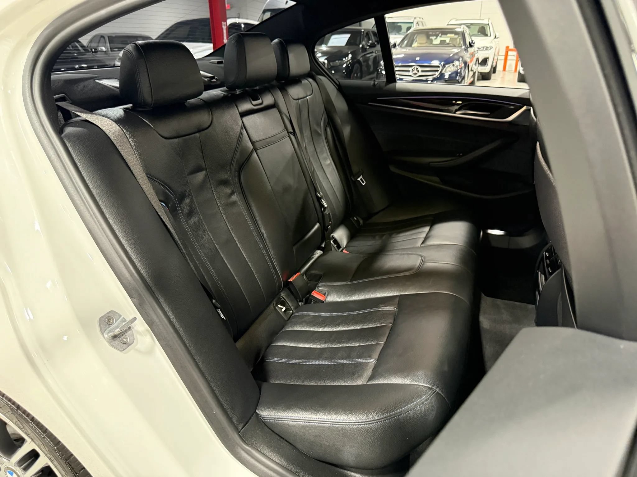 Used 2018 BMW 530e xDrive w/ M Sport Package 2 AWD/4WD image 57