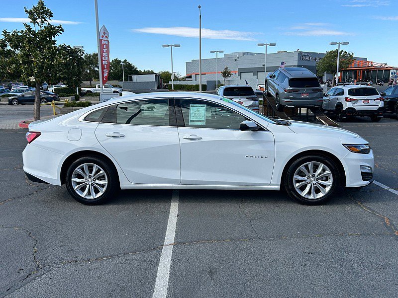 Used 2022 Chevrolet Malibu LT FWD image 4