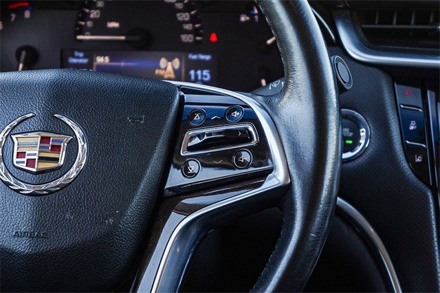 Used 2013 Cadillac XTS Luxury w/ Driver Awareness Package image 18