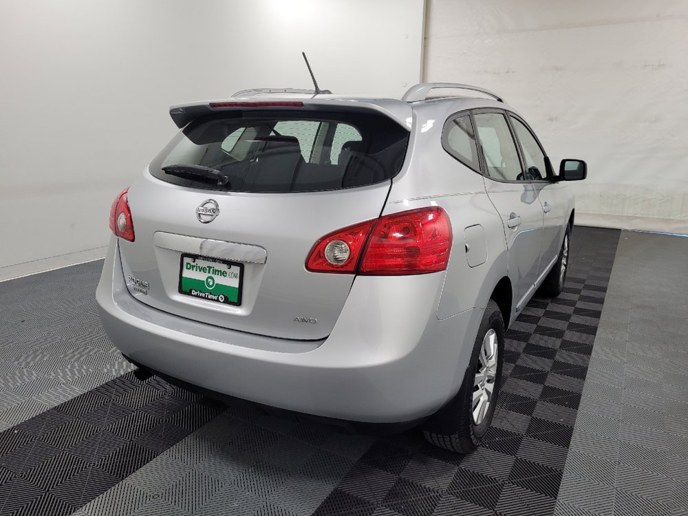 Used 2015 Nissan Rogue S w/ Convenience Package AWD/4WD image 9