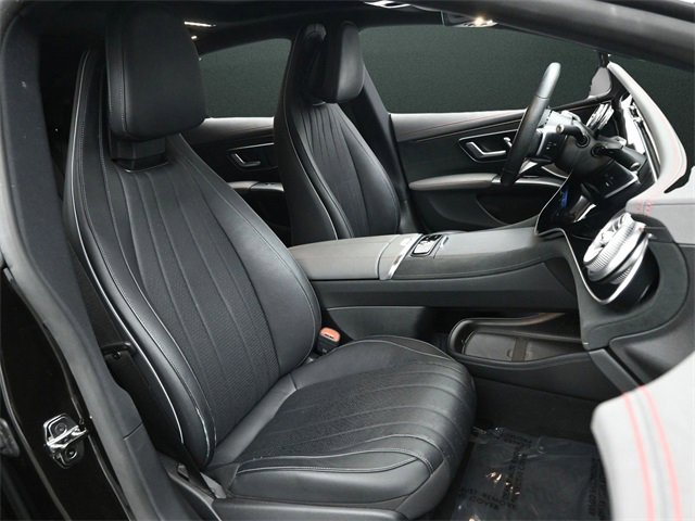 Used 2022 Mercedes-Benz EQS 580 4MATIC Sedan image 22