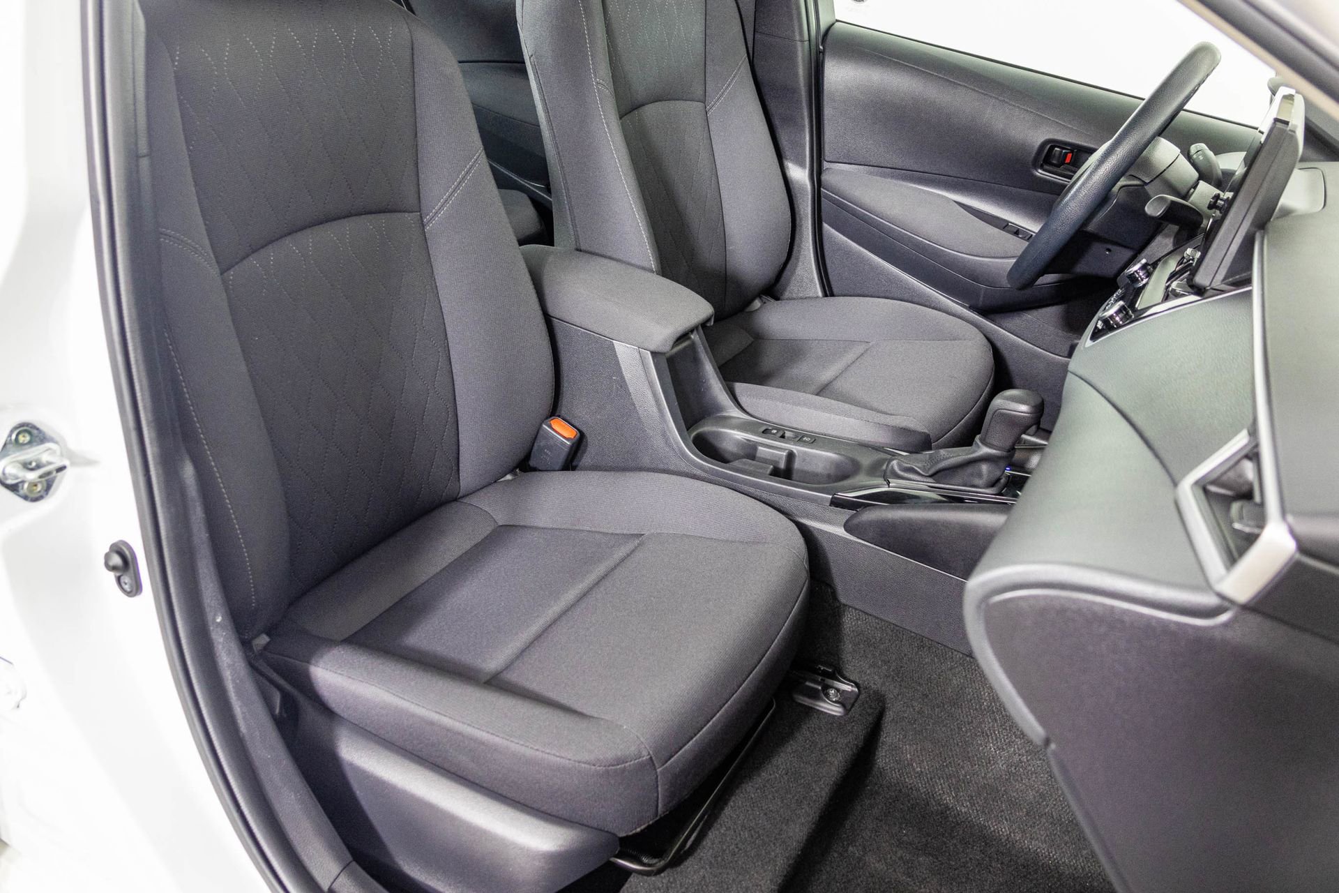 Used 2023 Toyota Corolla LE FWD image 42