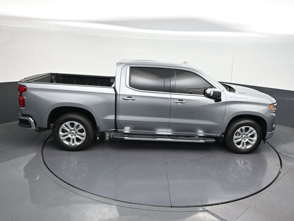 Used 2025 Chevrolet Silverado 1500 LTZ RWD image 24