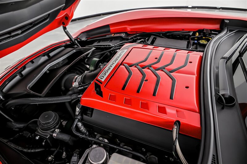 Used 2018 Chevrolet Corvette Grand Sport RWD image 11