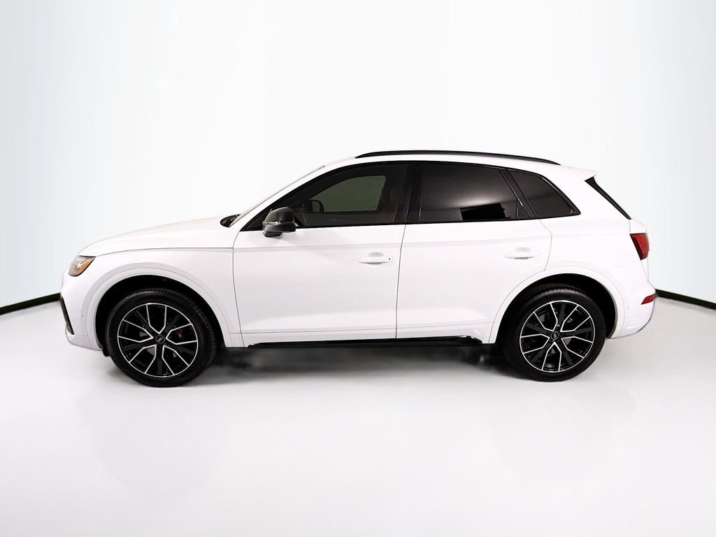 Used 2023 Audi SQ5 Prestige w/ Prestige Package image 8