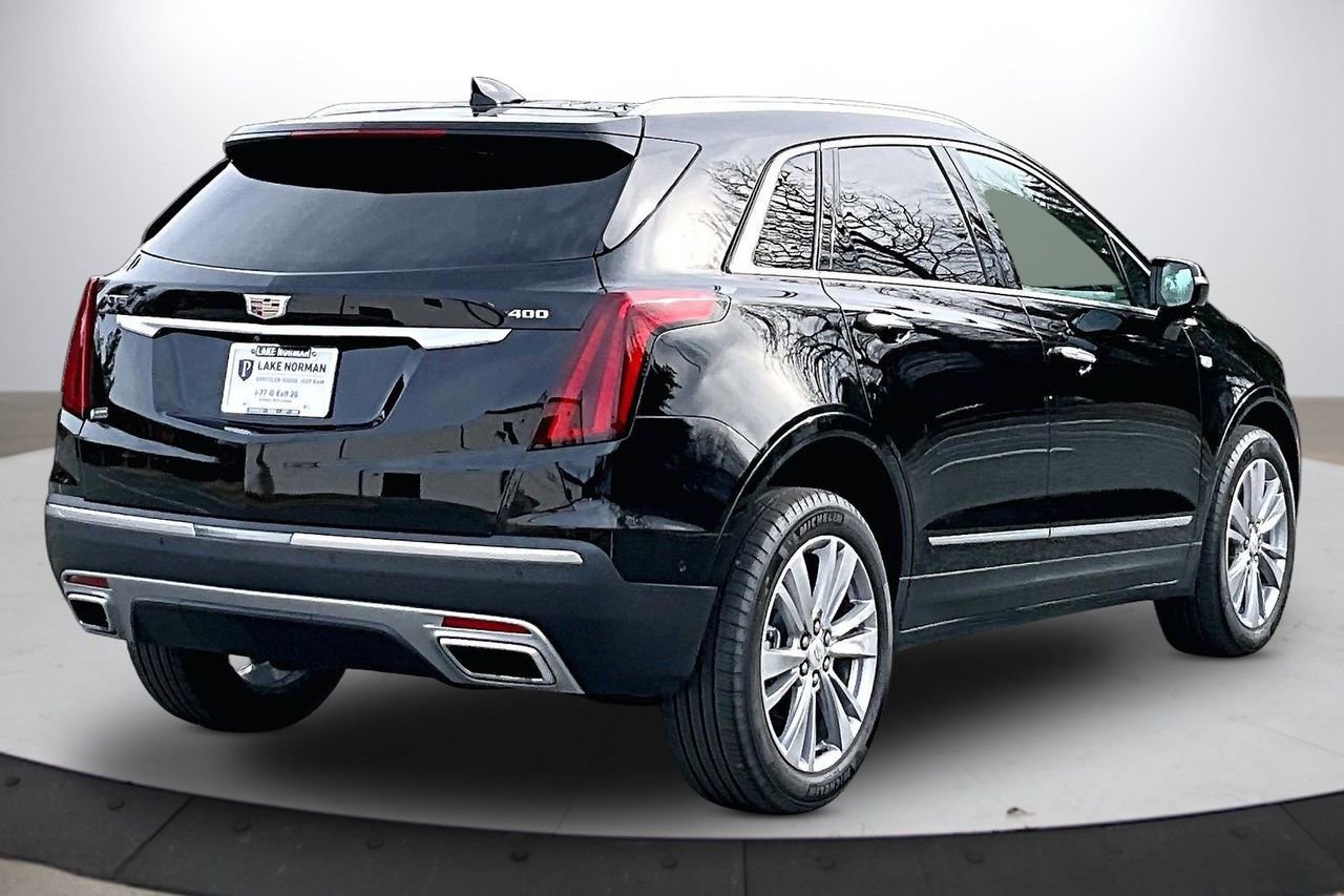 Used 2024 Cadillac XT5 Premium Luxury w/ Technology Package image 9