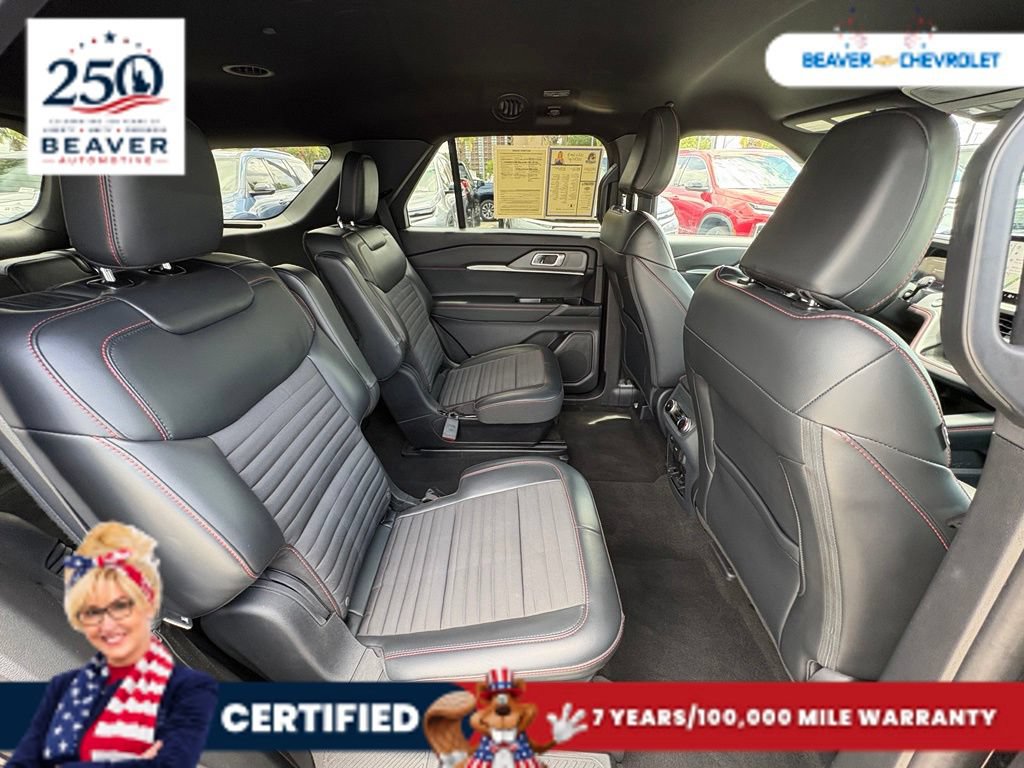 Used 2025 Ford Explorer ST-Line AWD/4WD image 22