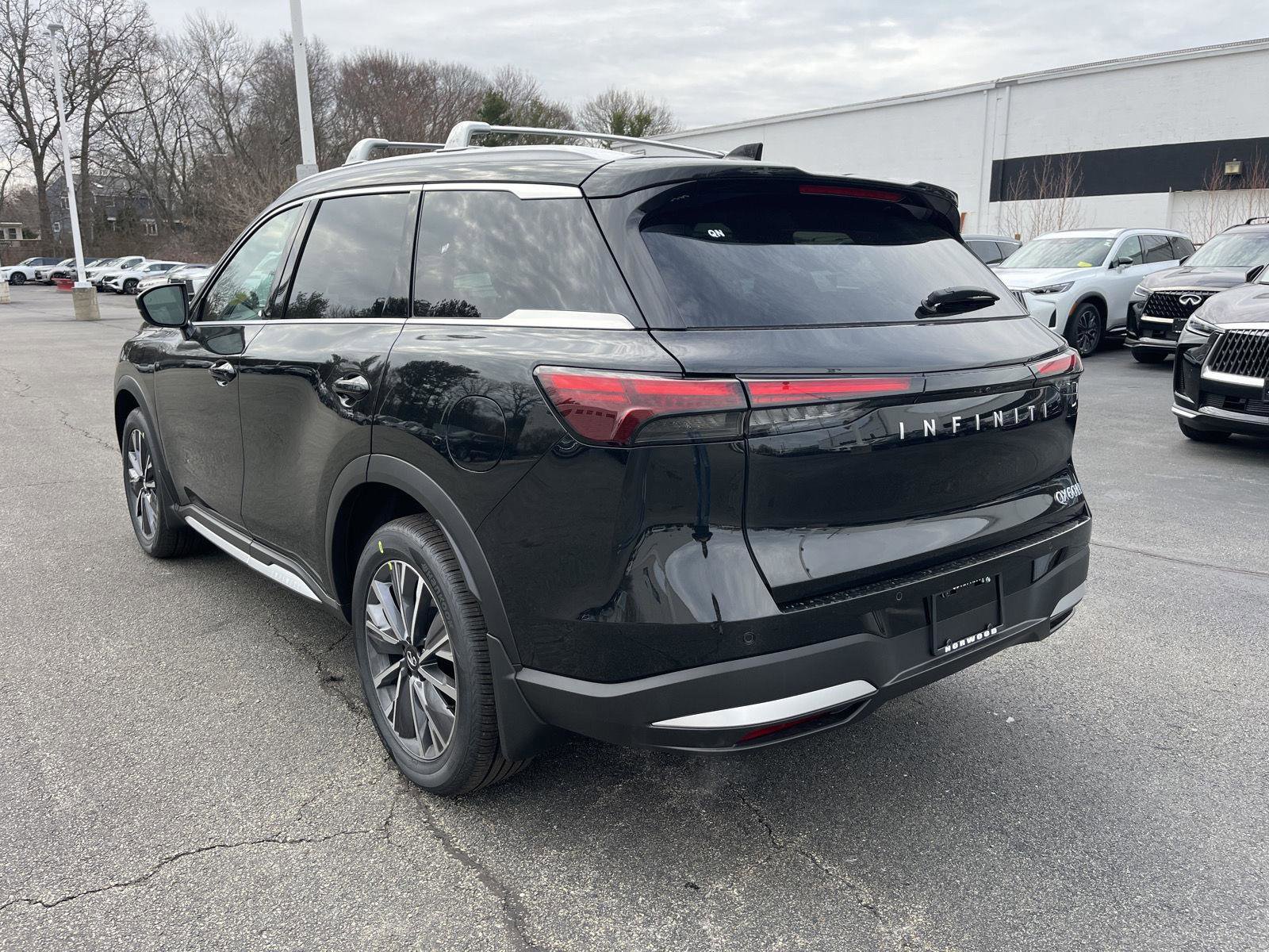 New 2026 INFINITI QX60 Luxe w/ Cargo Package image 5