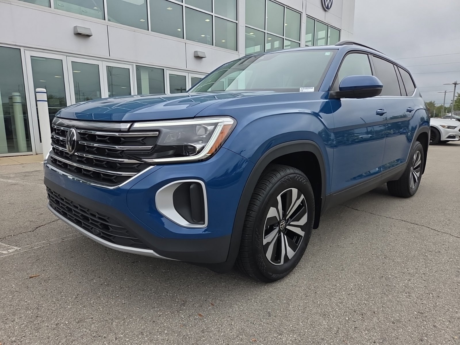 Certified 2026 Volkswagen Atlas SE AWD/4WD image 12