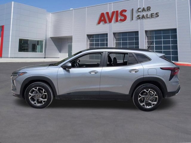 Used 2025 Chevrolet Trax LT w/ LT Convenience Package FWD image 10