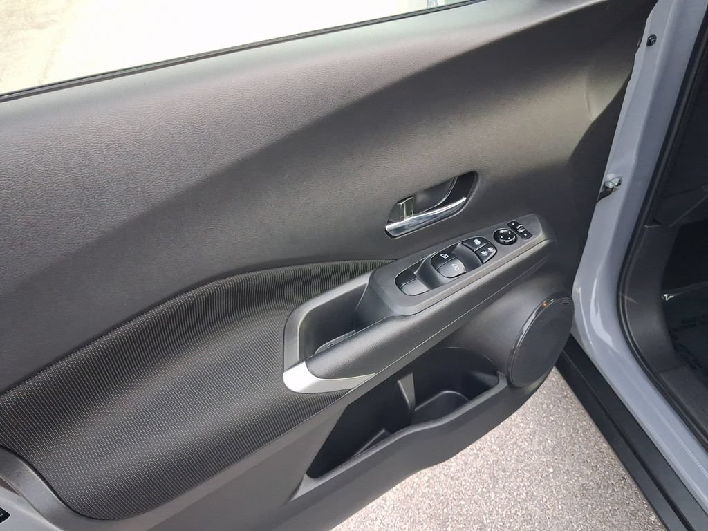 Certified 2023 Nissan Kicks SV FWD image 15