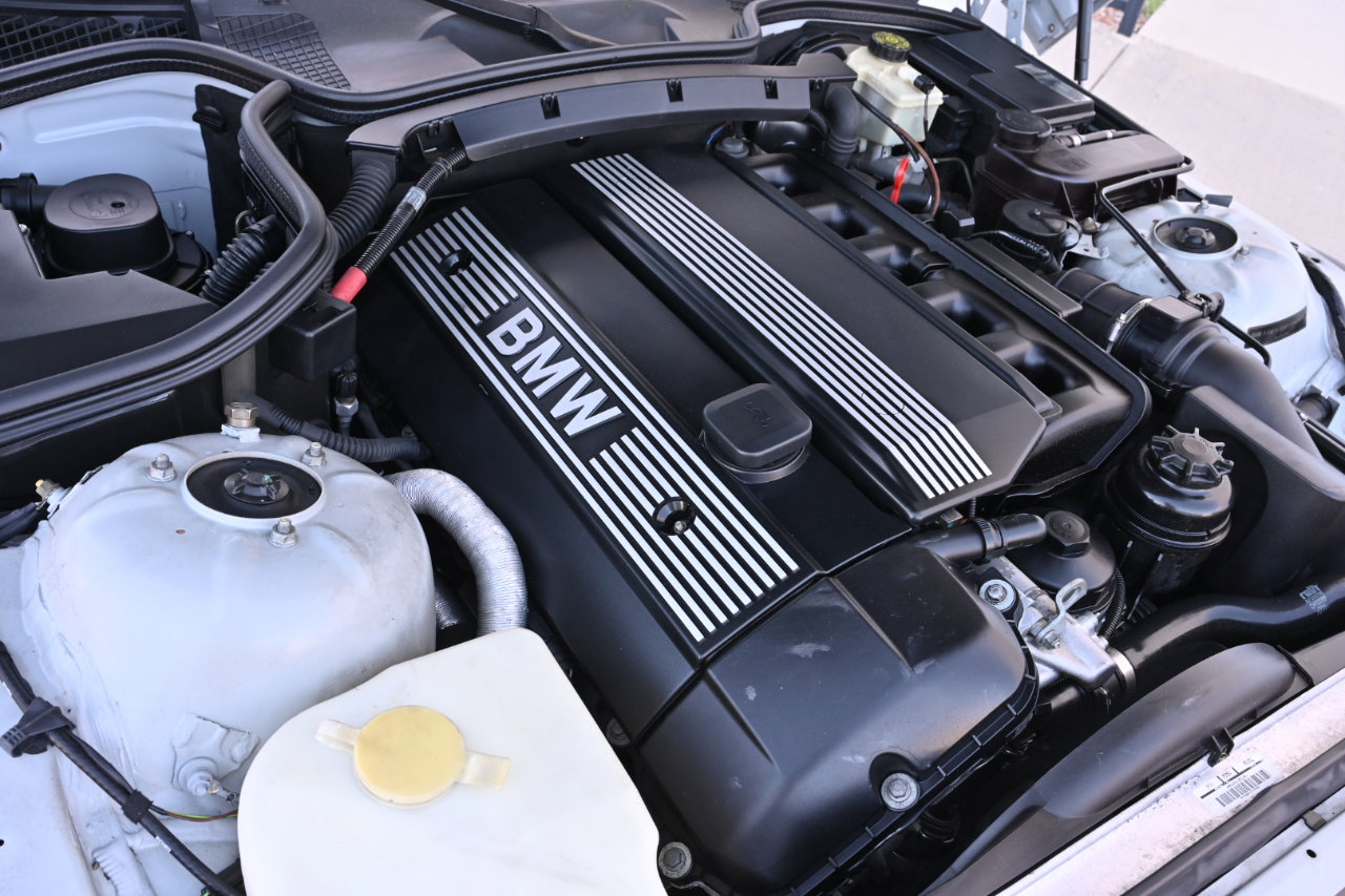 Used 2000 BMW Z3 2.5i image 29