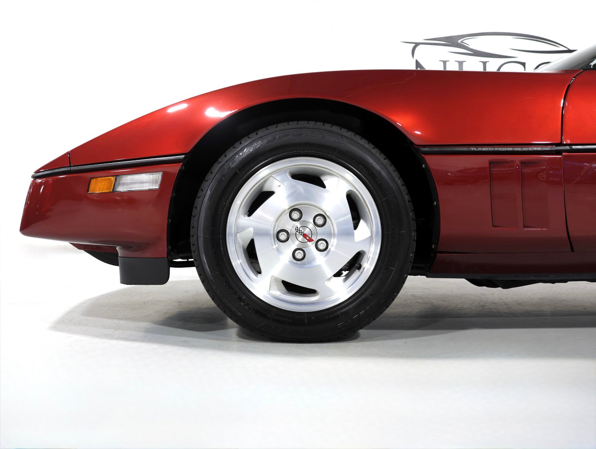 Used 1988 Chevrolet Corvette Convertible image 16