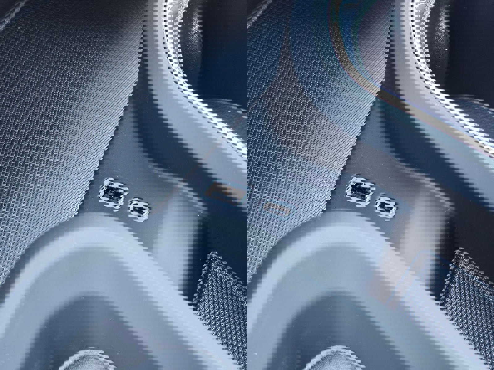 New 2026 GMC Sierra 2500 Denali w/ Denali Reserve Package image 19