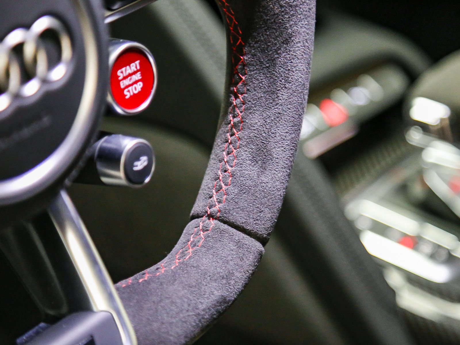 Used 2023 Audi R8 V10 GT RWD image 44