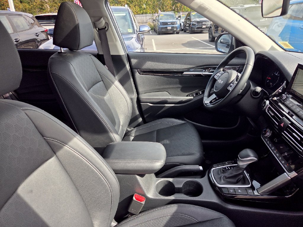 Certified 2023 Kia Seltos EX AWD/4WD image 31