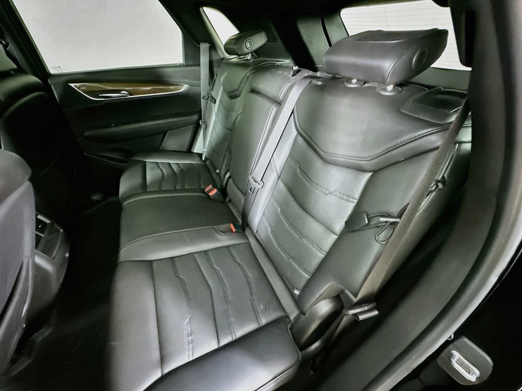 Used 2019 Cadillac XT5 Platinum AWD/4WD image 31