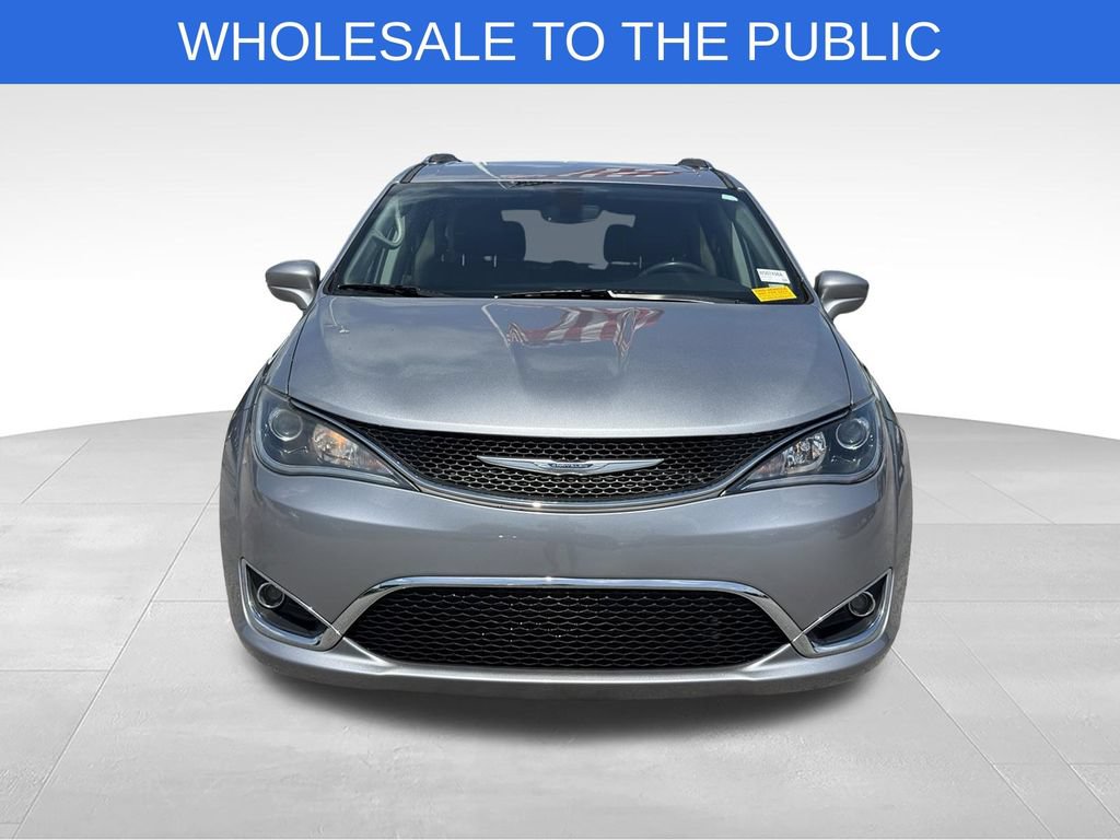 Used 2020 Chrysler Pacifica Touring-L FWD image 24