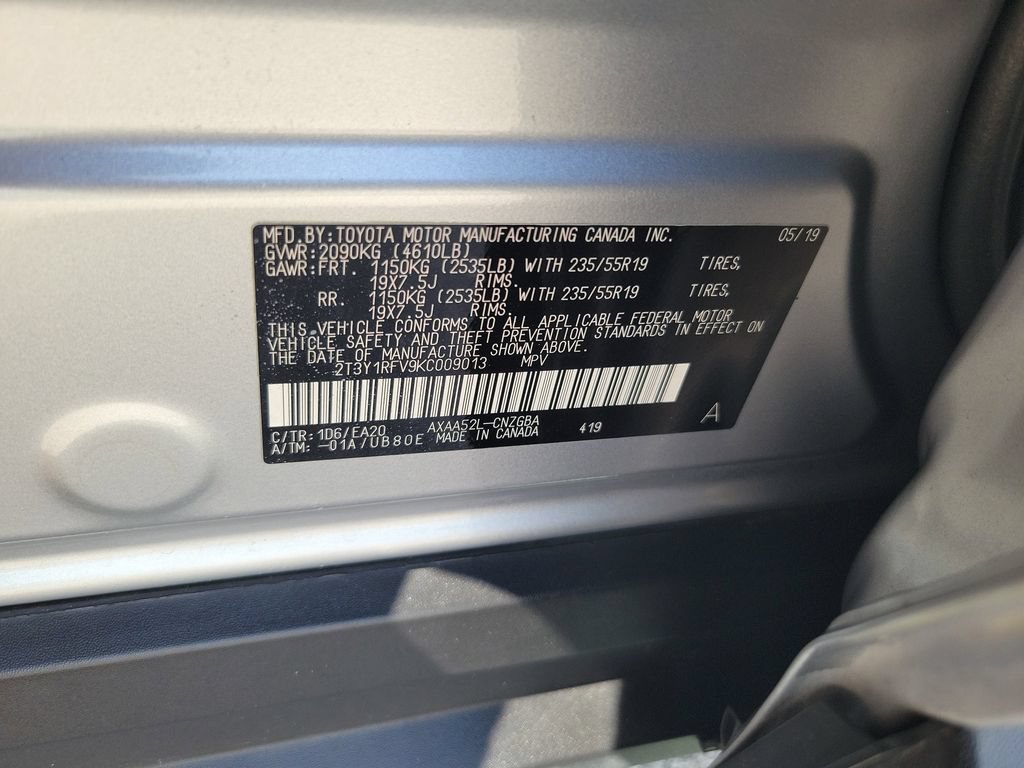 Used 2019 Toyota RAV4 Limited w/ Cold Weather Package FWD image 33