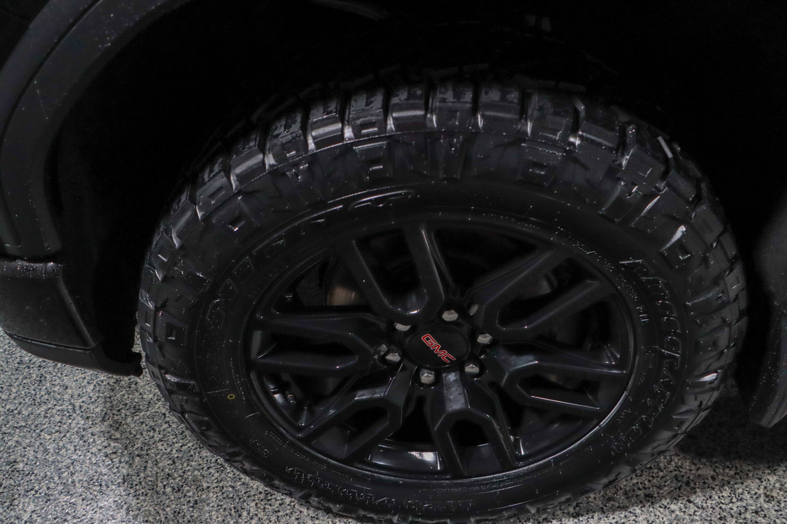 Used 2024 GMC Sierra 1500 Elevation image 12