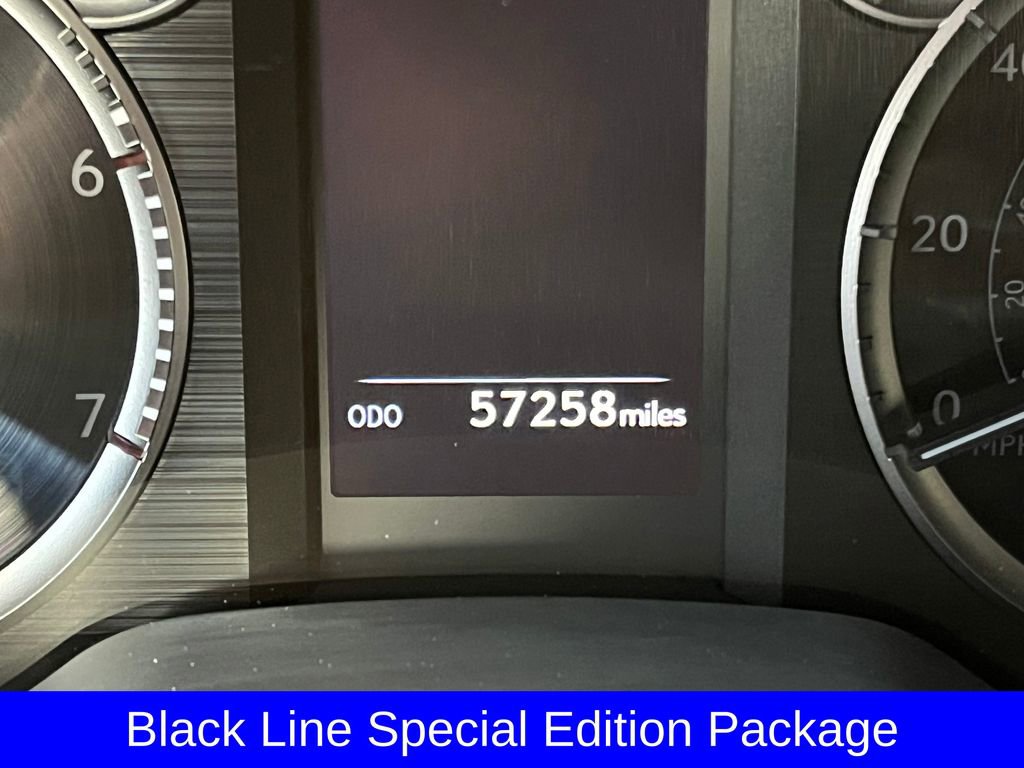 Used 2022 Lexus GX 460 w/ Black Line Special Edition AWD/4WD image 2