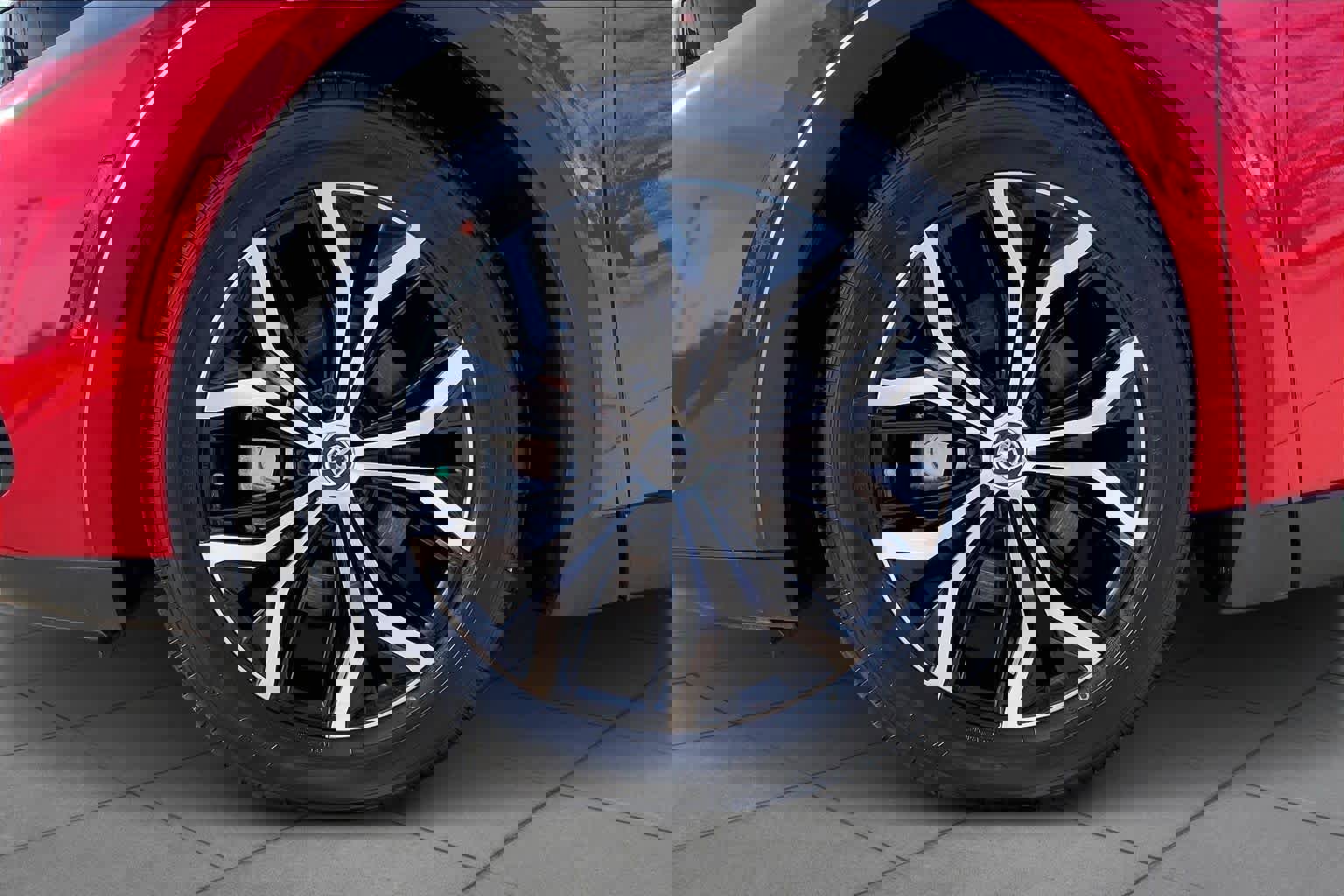 Used 2023 Toyota Crown Limited image 11