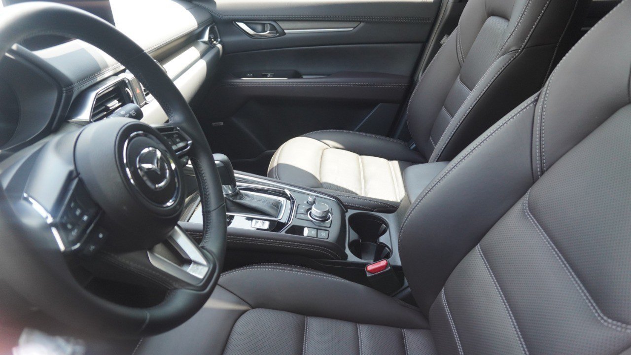 Used 2025 MAZDA CX-5 Signature AWD/4WD image 9