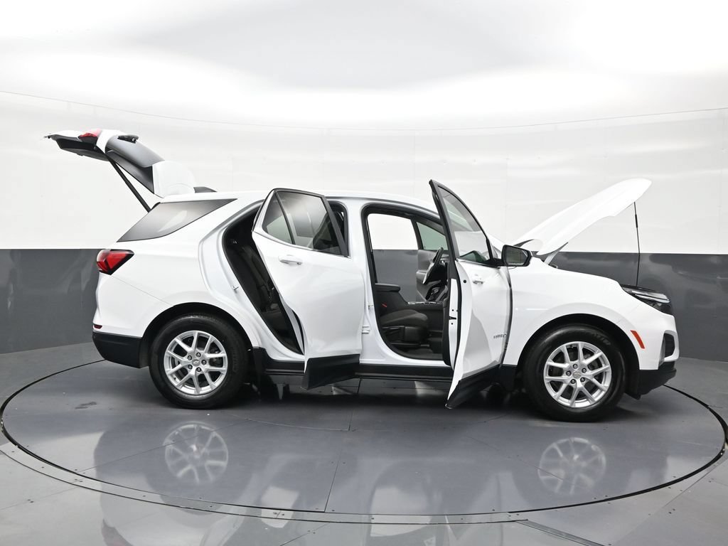 Used 2024 Chevrolet Equinox LT FWD image 30