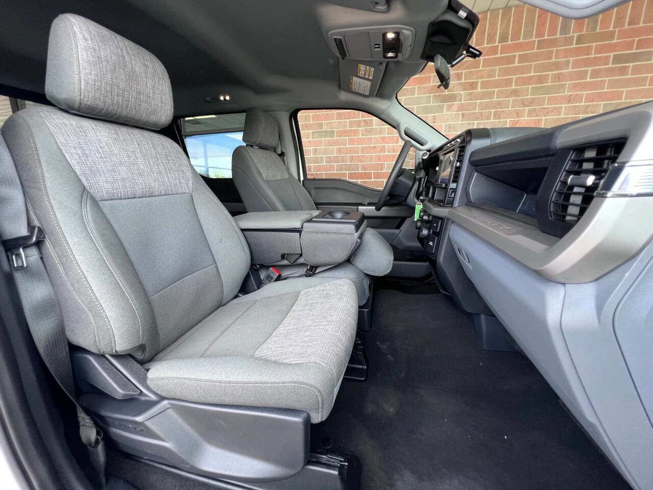 Used 2024 Ford F250 XLT w/ FX4 Off-Road Package image 19