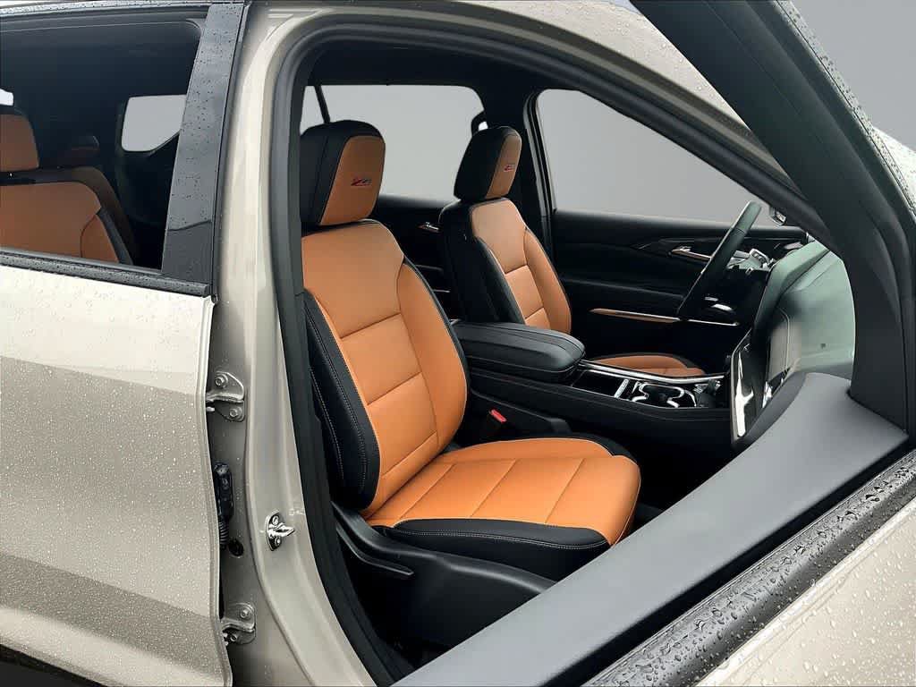 New 2027 Chevrolet Traverse Z71 w/ Enhanced Driving Package AWD/4WD image 32
