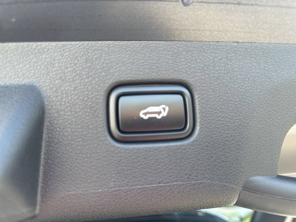 Used 2025 Kia Sportage EX w/ Premium Package FWD image 44