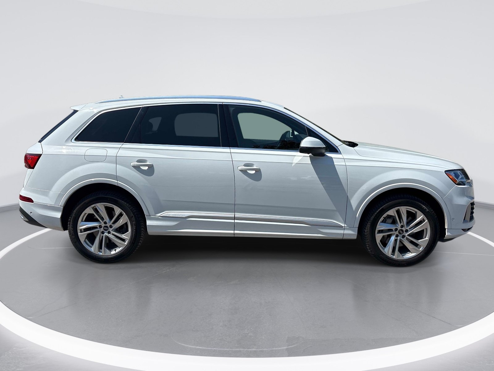 Used 2021 Audi Q7 3.0T Premium Plus w/ Executive Package AWD/4WD image 9