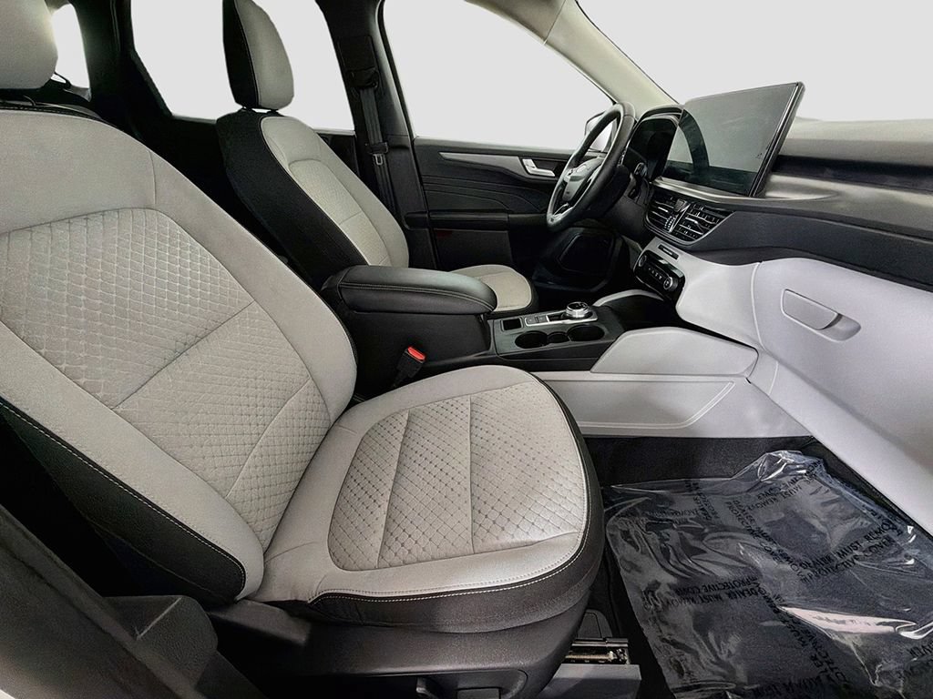 Used 2023 Ford Escape Active w/ Tech Pack #2 FWD image 24